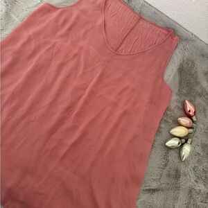 LOFT Women’s blouse Dusty Rose Sleeveless Top size M